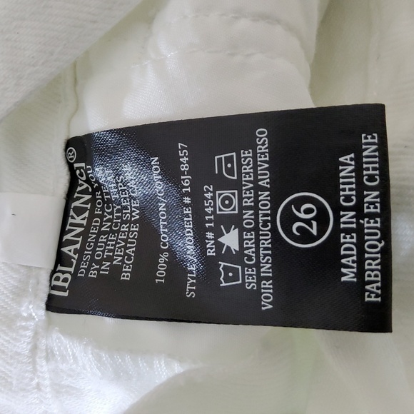 Blank NYC Distressed White Shorts Overall Size 26 - Picture 5 of 5